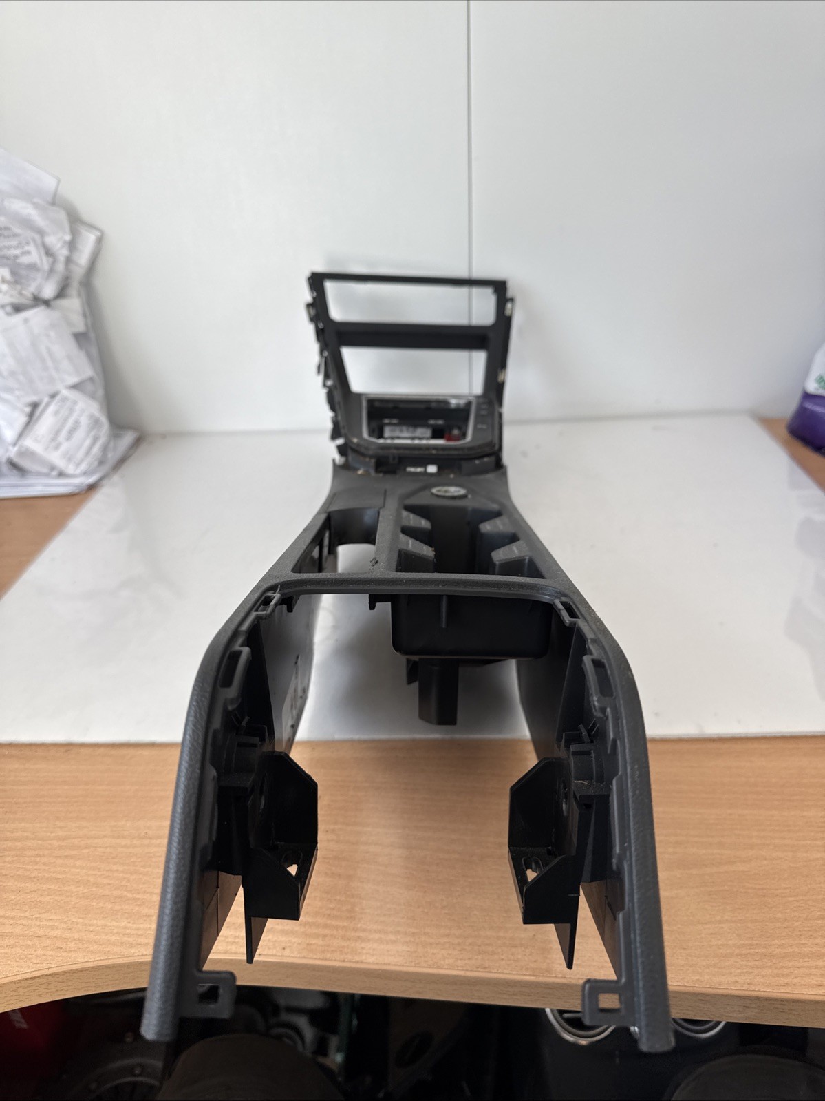 Volkswagen Polo 2021-2024 CENTRE CONSOLE SURROUND/CUP HOLDER 2G2863243