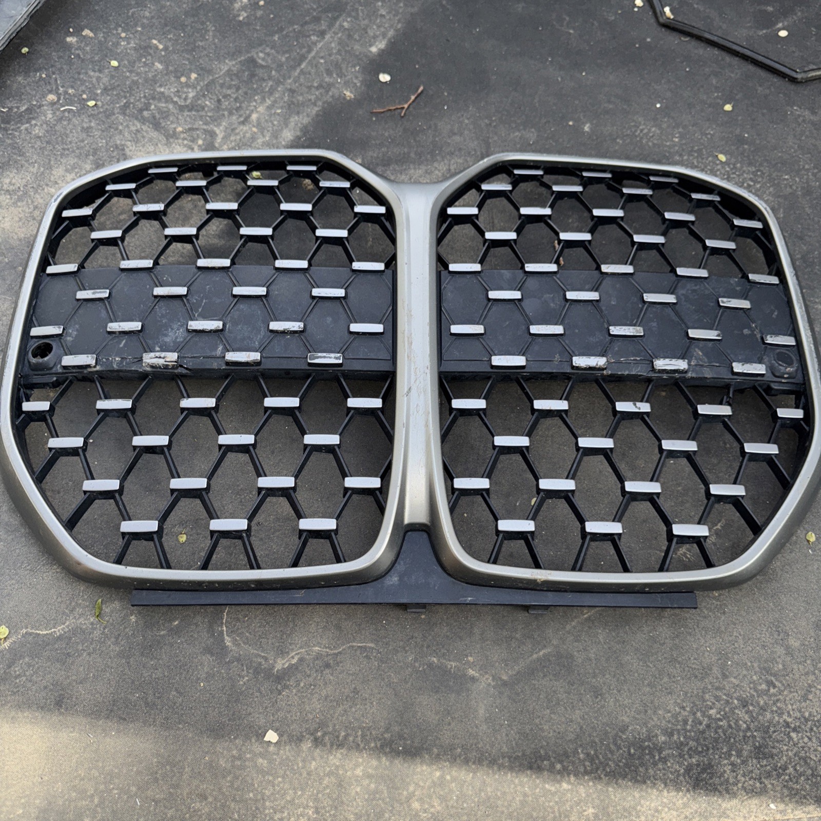 BMW M3 M4 FRONT BUMPER GRILLE 2021 2022 2023 OEM 5113192976-10 21 22 M 3 4 Grill