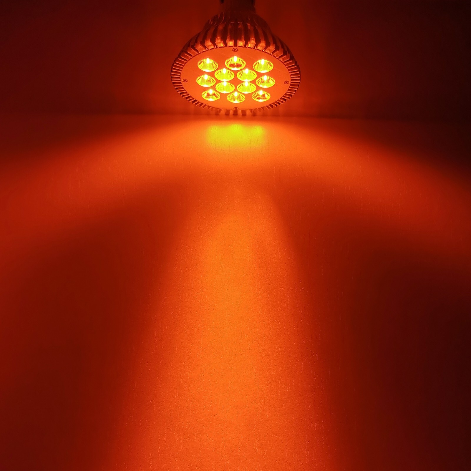 36W Amber 600nm~605nm PAR38 LED Lamp Spot Light Bulb for Therapy Plant Aquarium