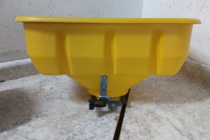 SnowEx SP-65 100 Lb Cap 20 Ft Max Spread Width Manual Walk-Behind Spreader