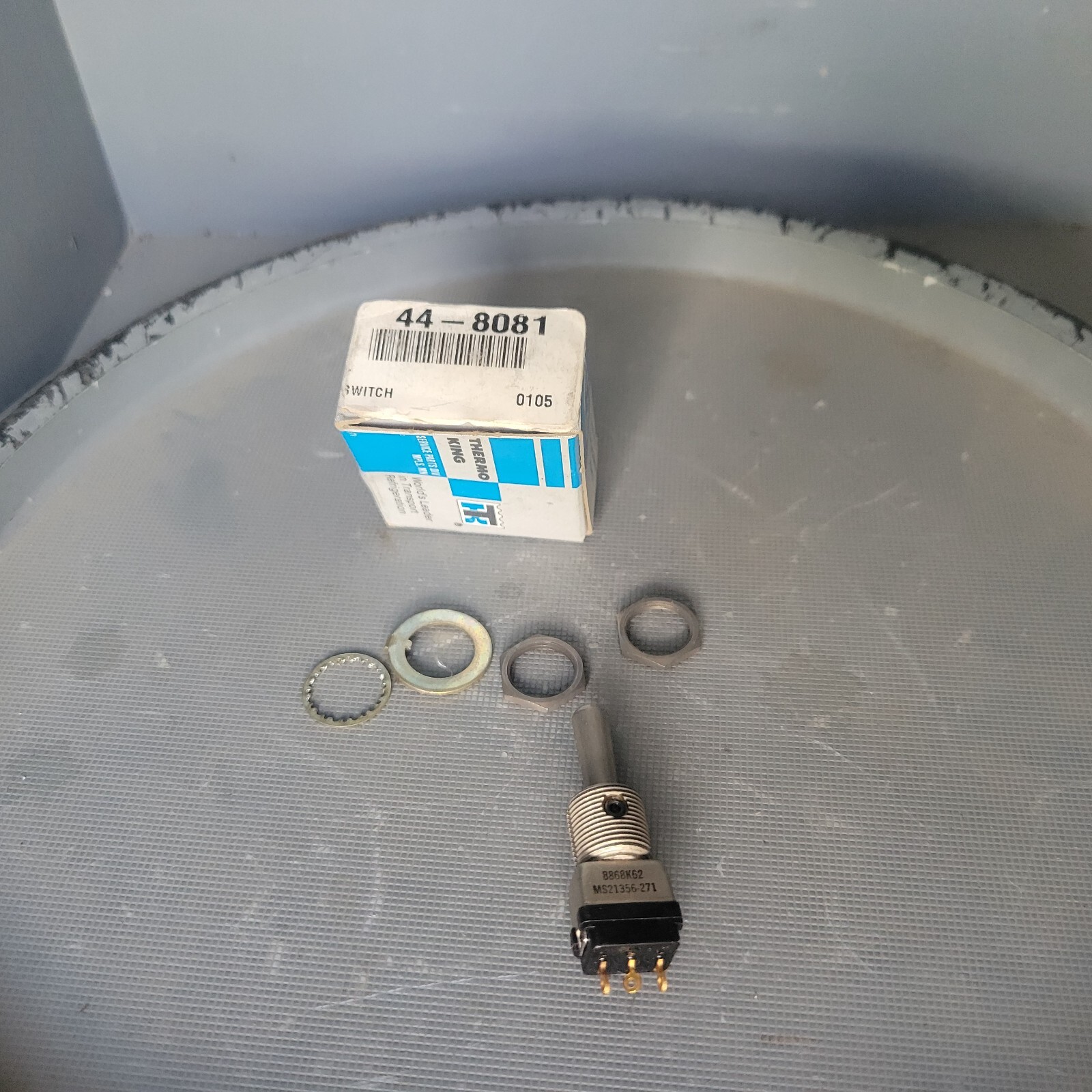 Thermo King Toggle Switch 44-8081