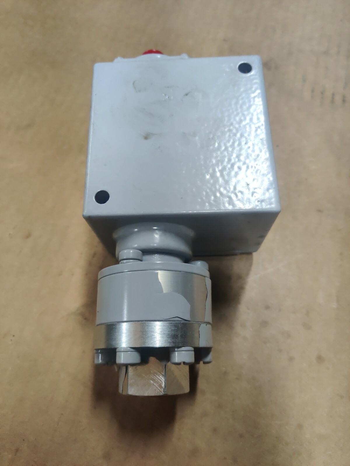 NEW ITT Neo-Dyn 100PV312F3A Adjustable Air Relay Switch