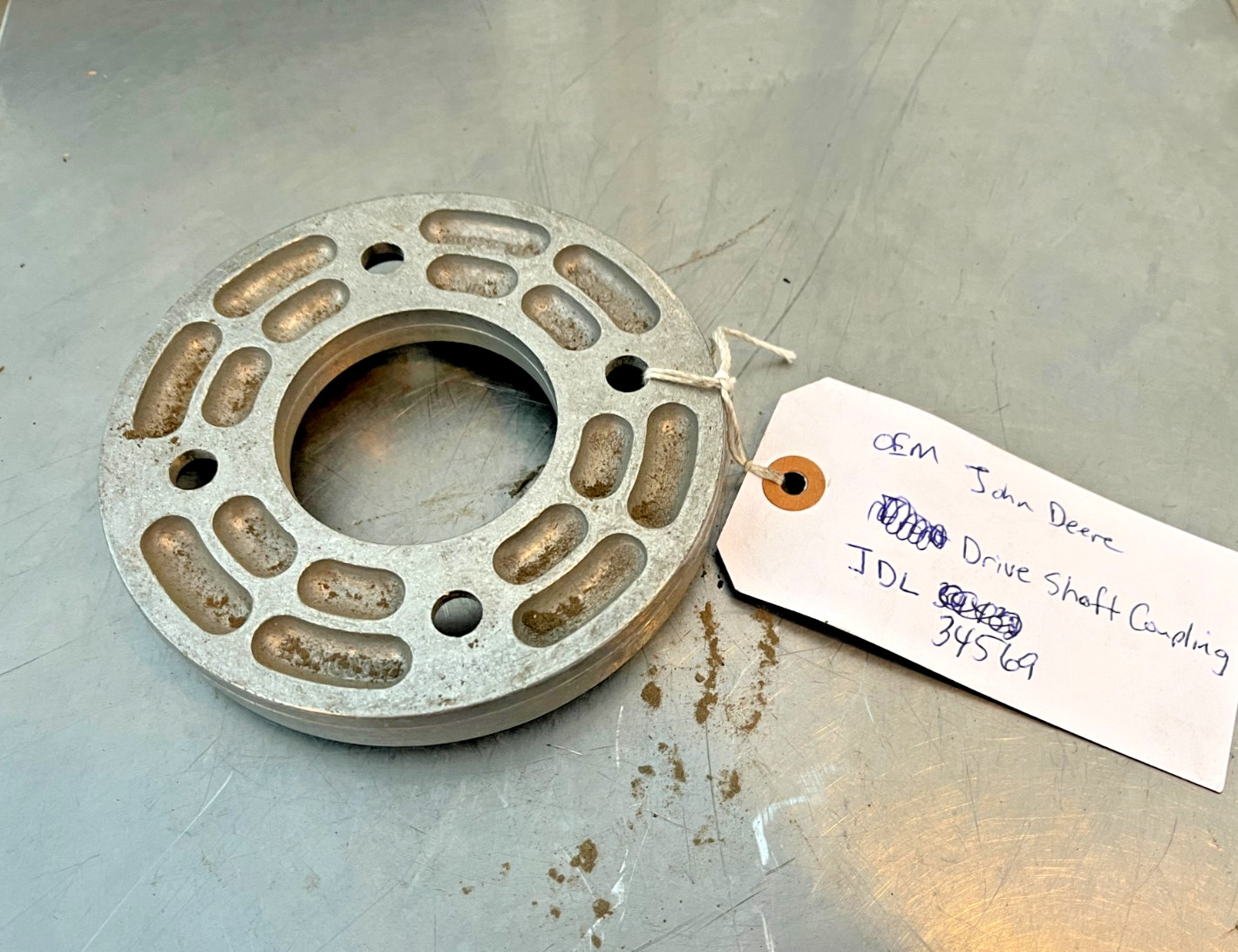 JDL34569 OEM John Deere Pump Drive COUPLER L34569