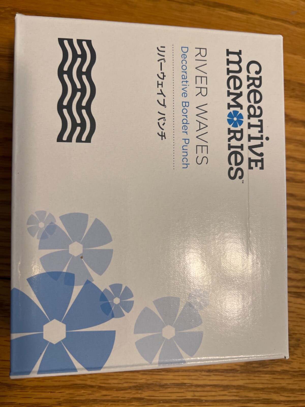 NIB Creative Memories River Waves Decorative Border Punch