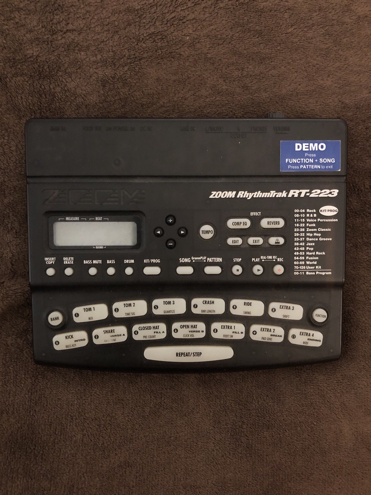 Zoom RhythmTrak RT-223 Drum Machine