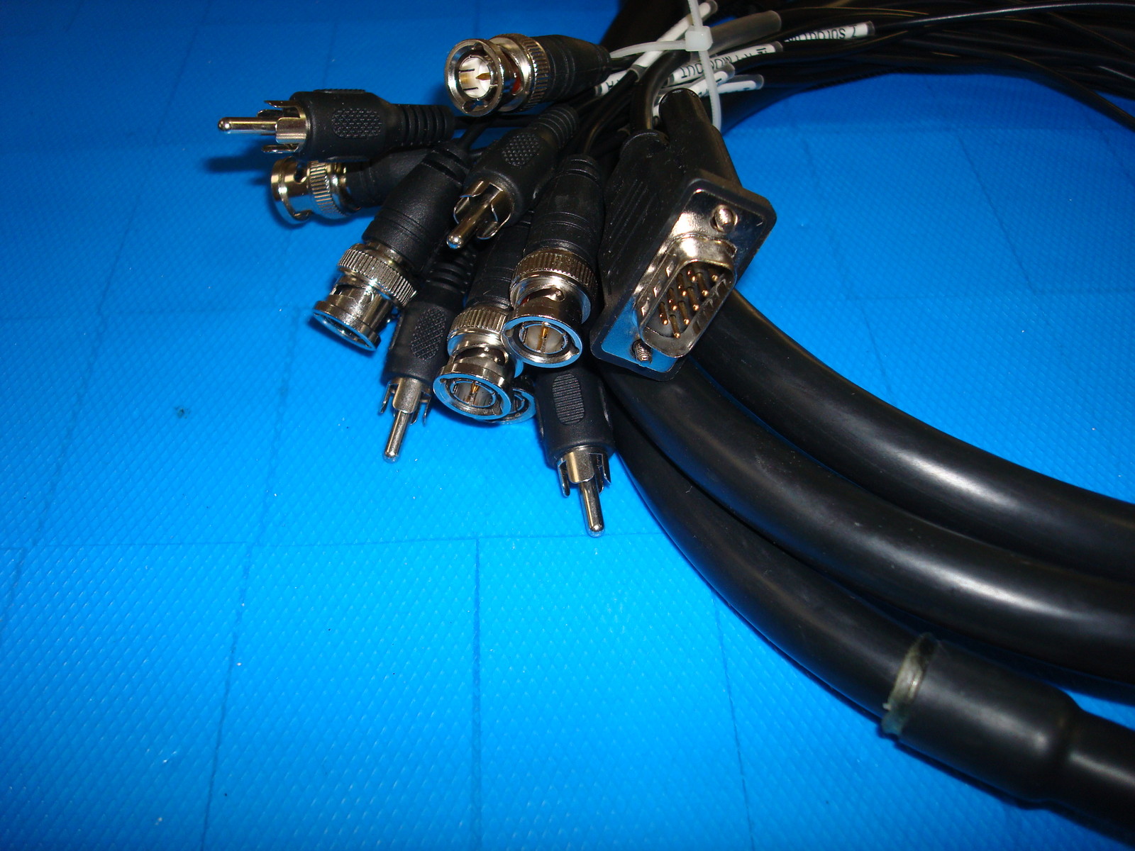 BLACKMAGIC DESIGN Breakout Cable - CABLE-BDLKPRO - For DeckLink Pro
