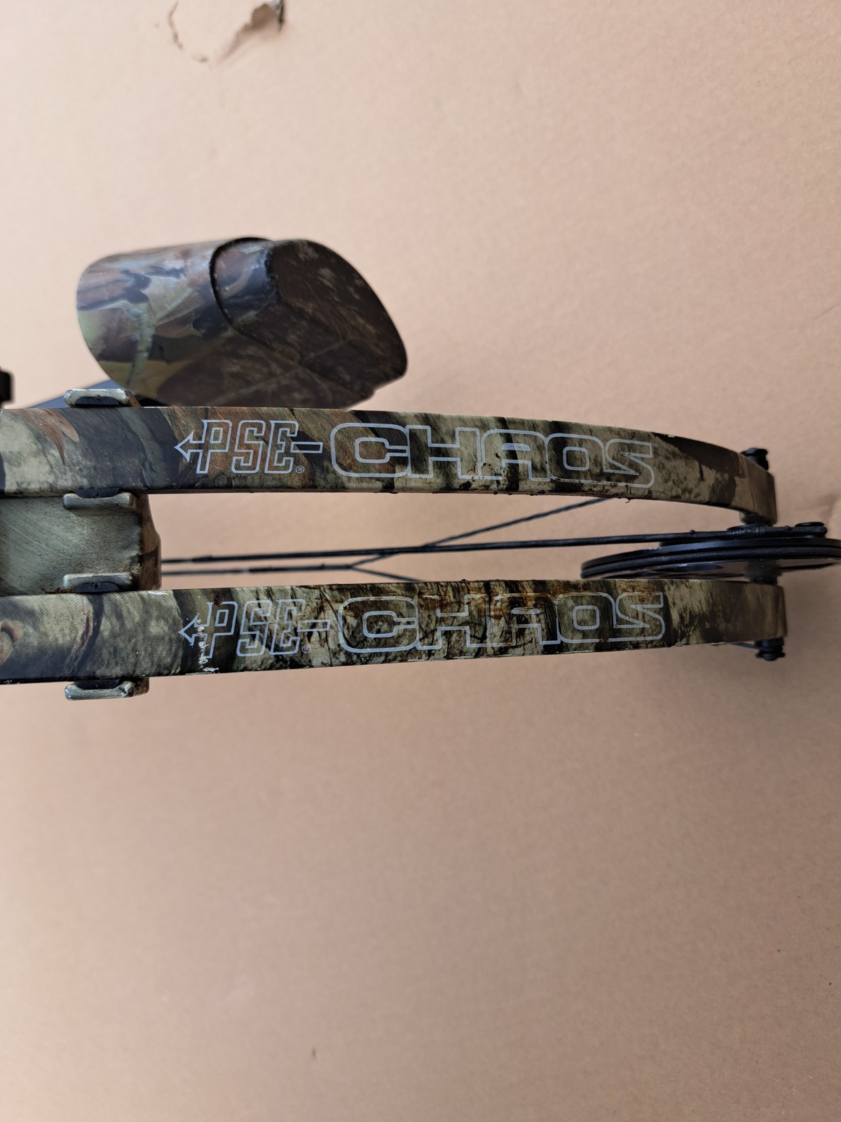 PSE Chaos 50-lb Right-Handed Camo Compound Bow