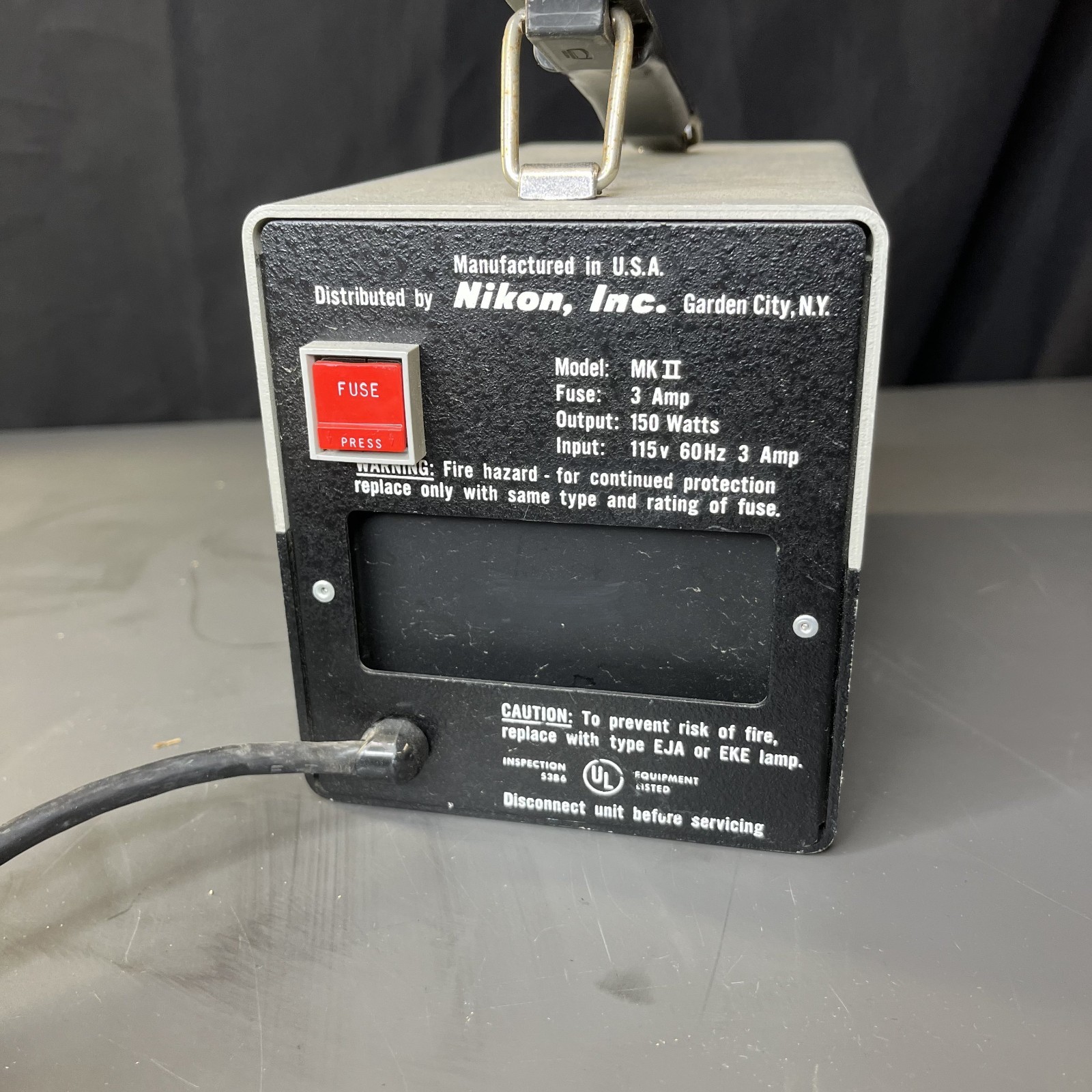 Nikon MK II Fiber Optic Microscope Illumination Light Source 150W, 115VAC