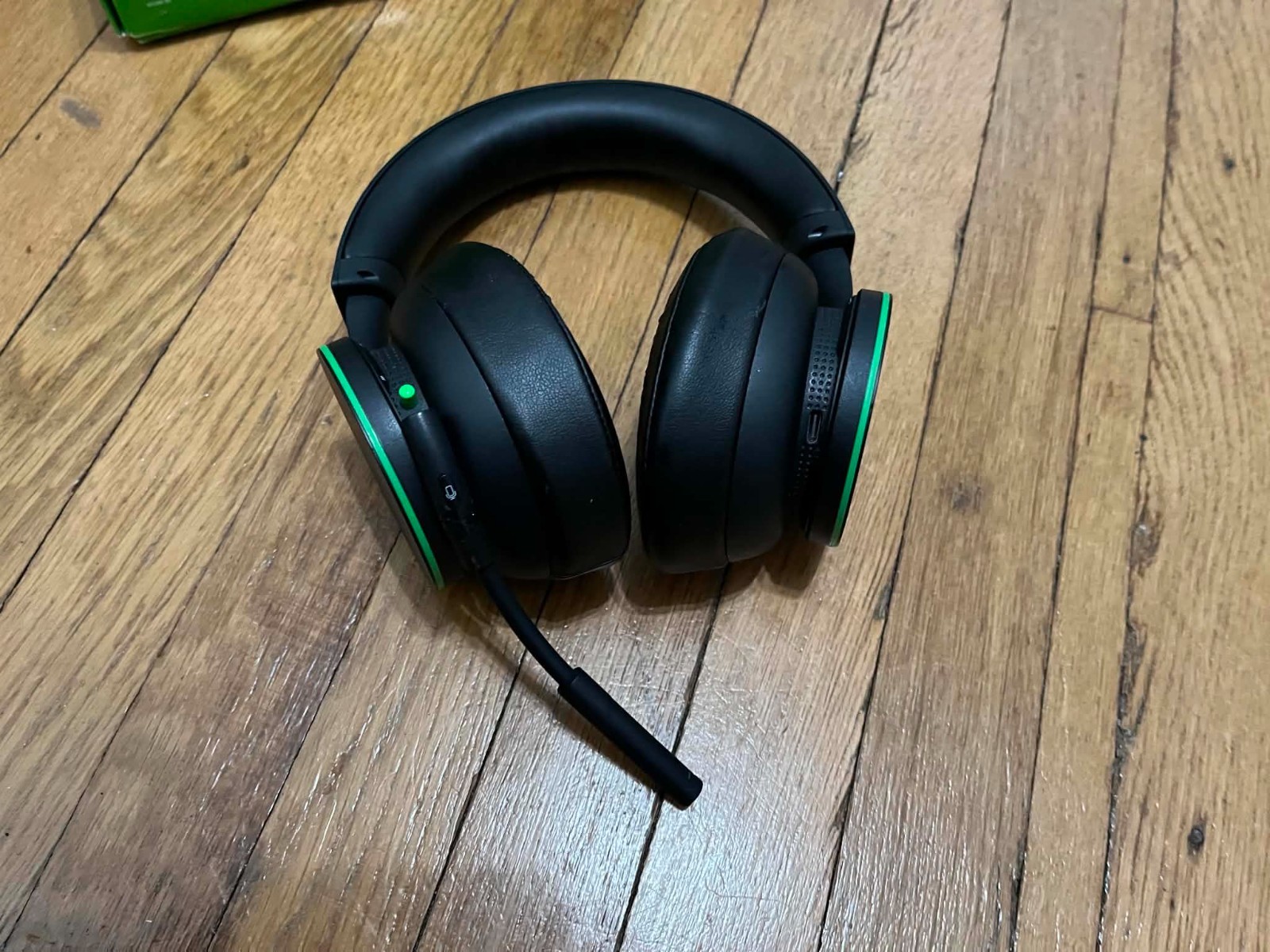 Xbox & Windows Wireless Headset Pre-owned | TESTED