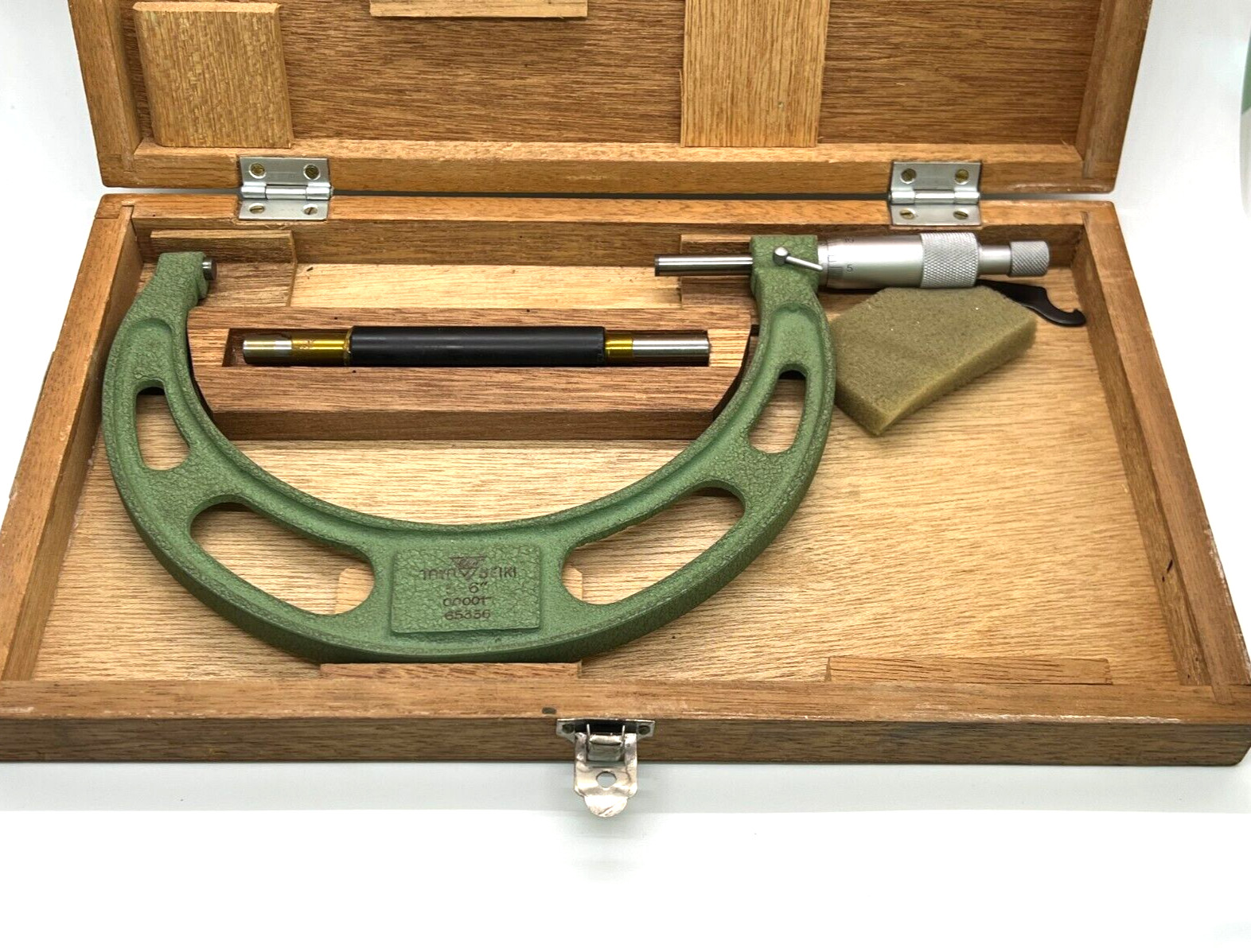 TOYO SEIKI Outside Micrometer - 5-6" Range, .0001 Grads, 65356
