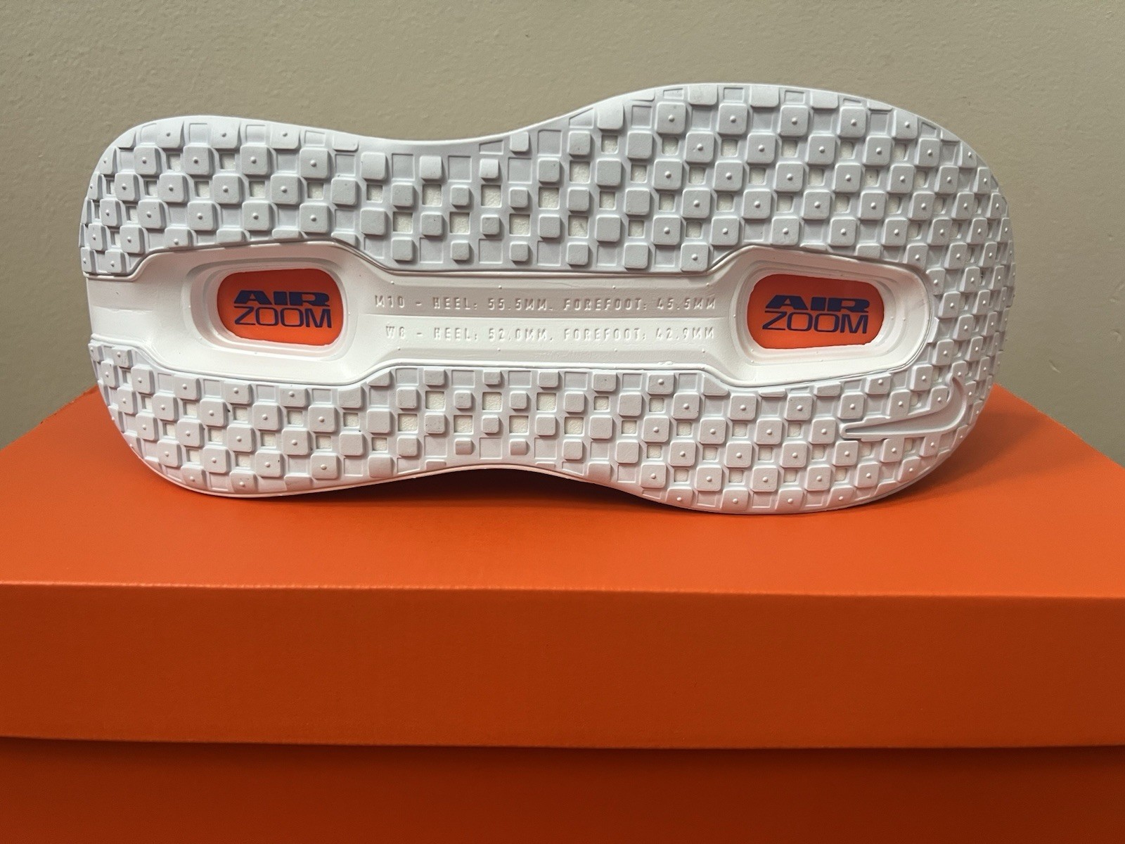 Nike Vomero Premium White Lapis Total Orange Laser Orange HQ2050-101