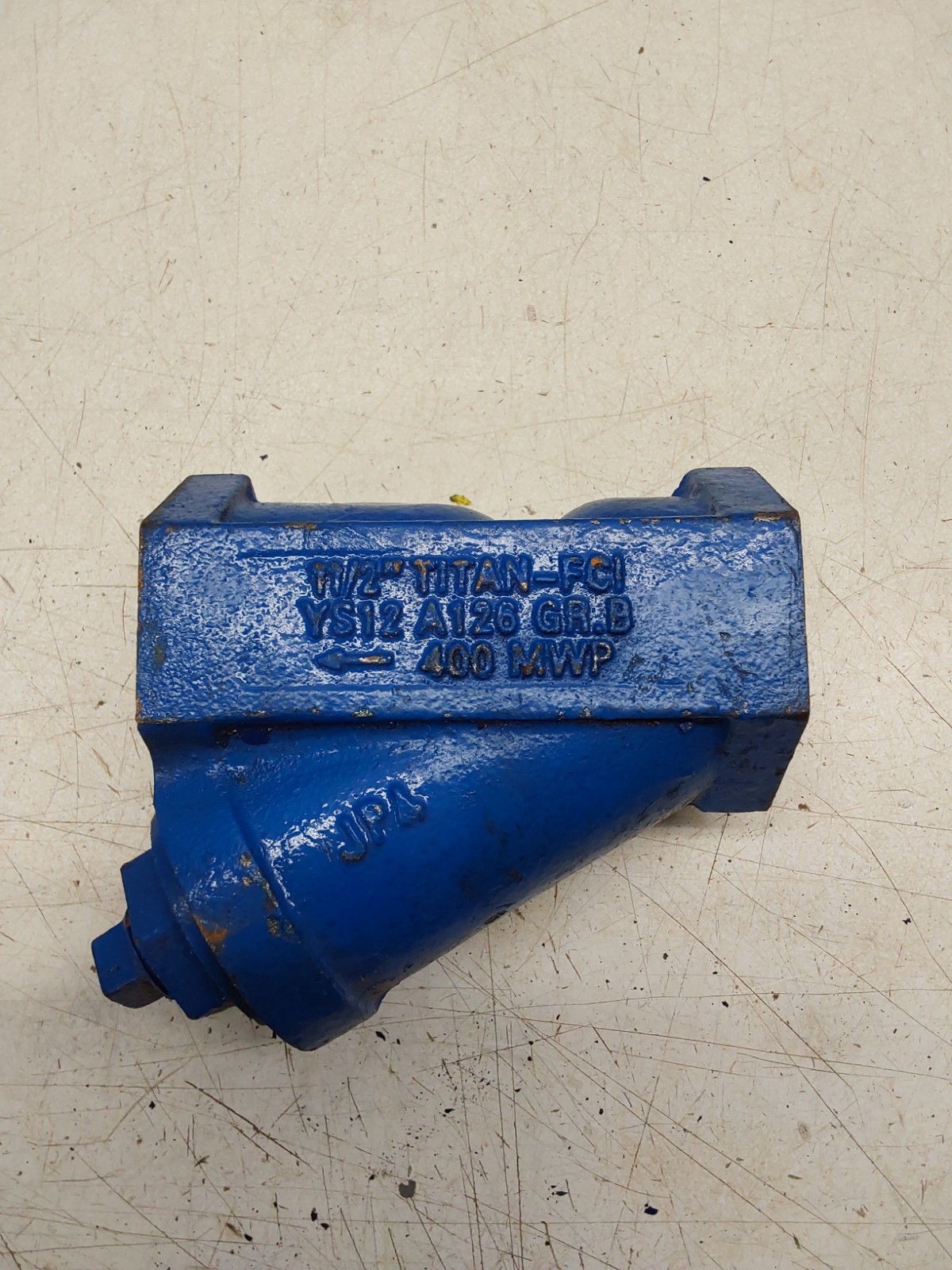 1-1/2 Titan Gas Strainer,  A126, Ys12, 400mwp **new**