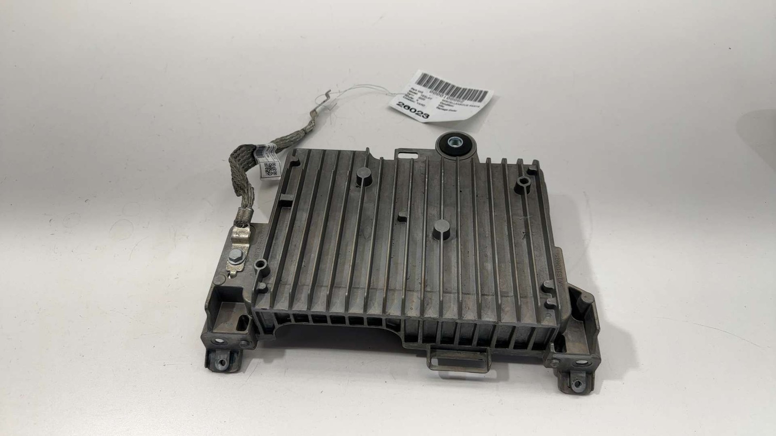 ⭕ 20-24 Tesla Model Y MY Front Vehicle Electronic Controller Module 1497317-97-C