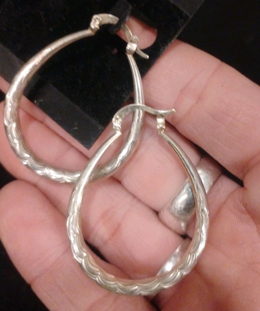 VTG .925 Sterling SIlver Oval Lever Back Hoops Etched Wave Pattern 1.5 In