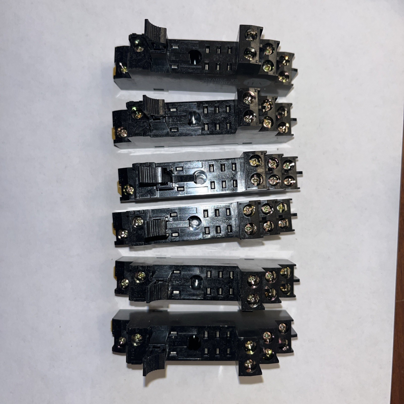 Allen Bradley 700-HN122 Relay Socket 700HN122