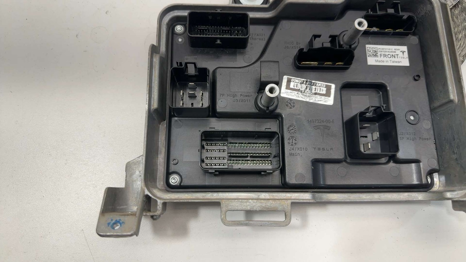 ⭕ 20-24 Tesla Model Y MY Front Vehicle Electronic Controller Module 1497317-97-C