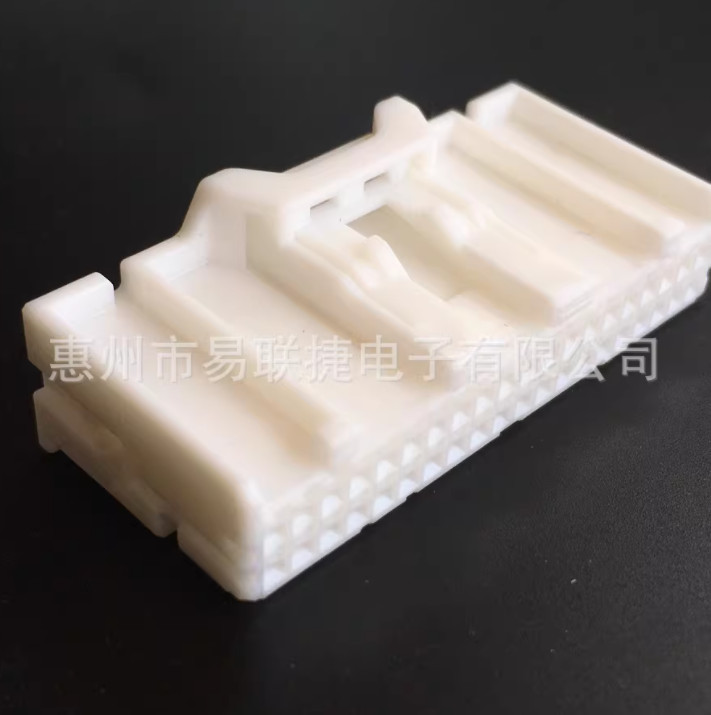 10PCS NEW 6098-5291 connector housing #L221Z LZ