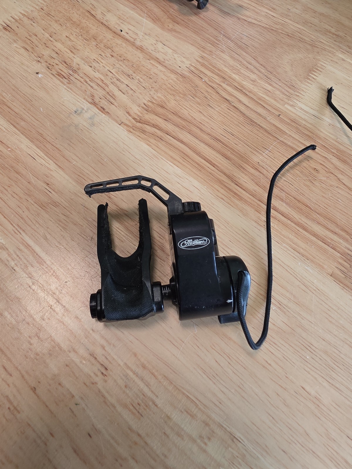 Mathews Ultrarest Integrate MX QAD- Black - Bow Rest- Right Hand Integrated