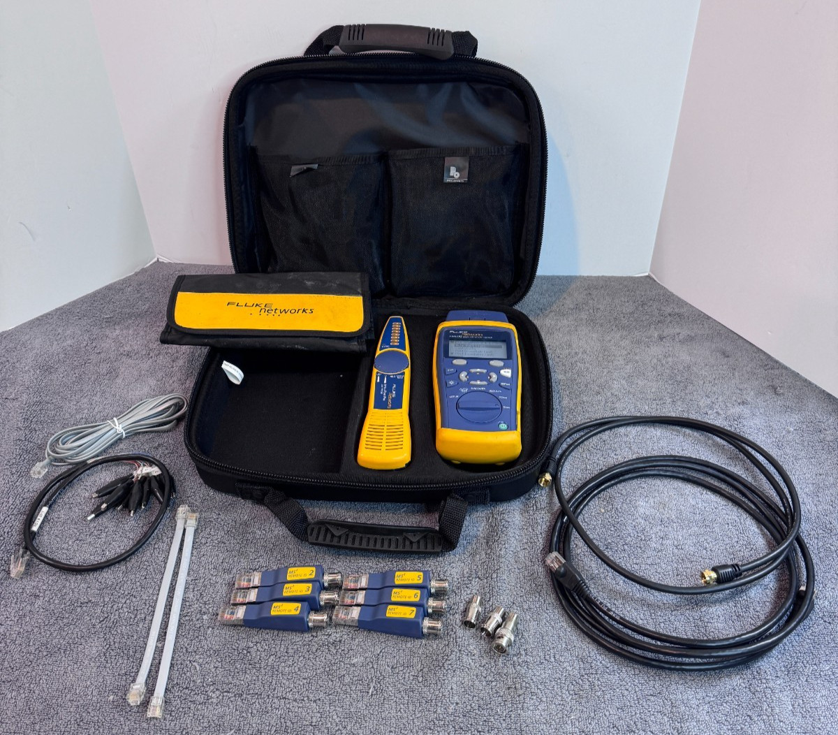 Fluke Networks CableIQ Qualification Tester CIQ-100 CIQ w/ Remote ID & 200 Probe