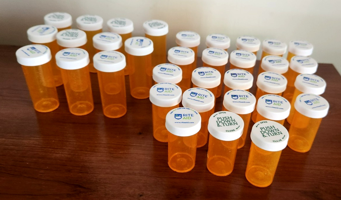 34 Empty Plastic Amber RX Pill Prescription Bottles Craft Storage 2.75 to 3.25"H