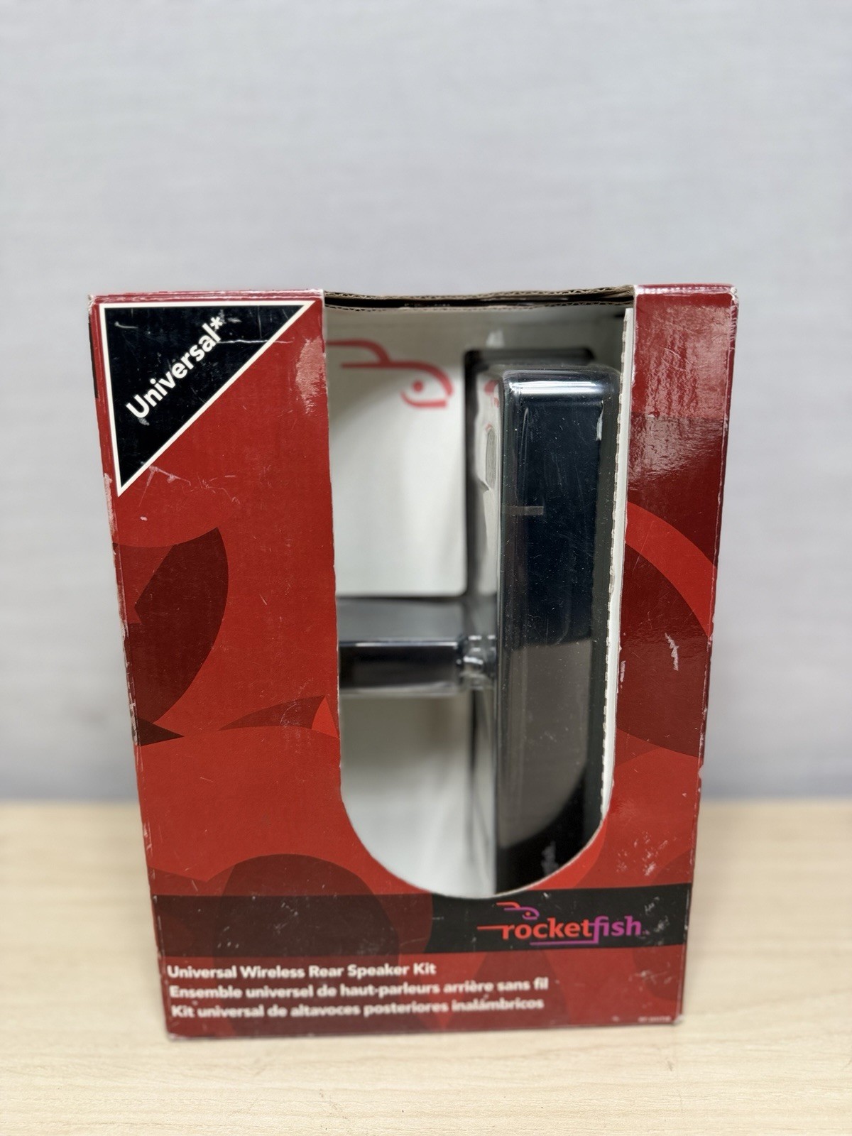 Rocket Fish RF-WHTIB Receiver Sender Universal Wireless Rear Speaker Kit