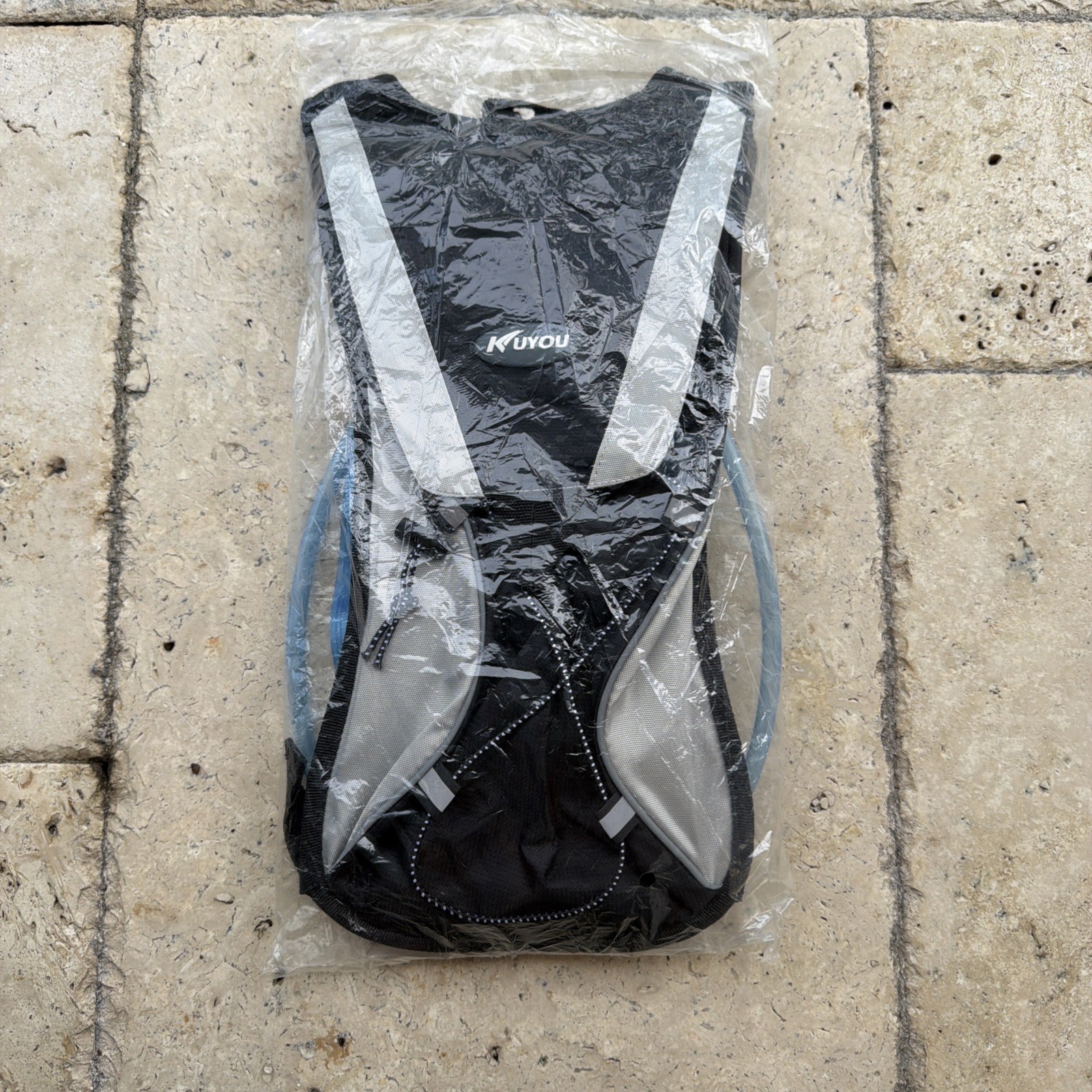 Hydration Vest 2L Water Bladder Bag Lightweight Insulated Running Hiking Cycling