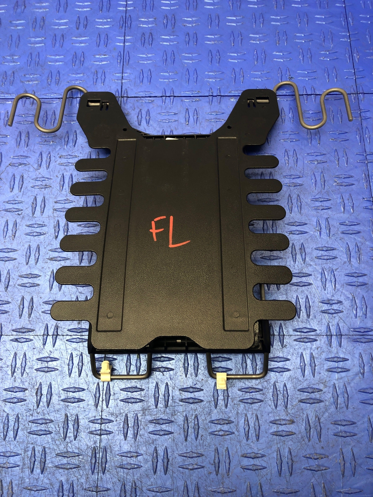 2021 - 2022 HYUNDAI SANTA FE FRONT LEFT DRIVER SEAT LUMBAR SUPPORT L0583383AA