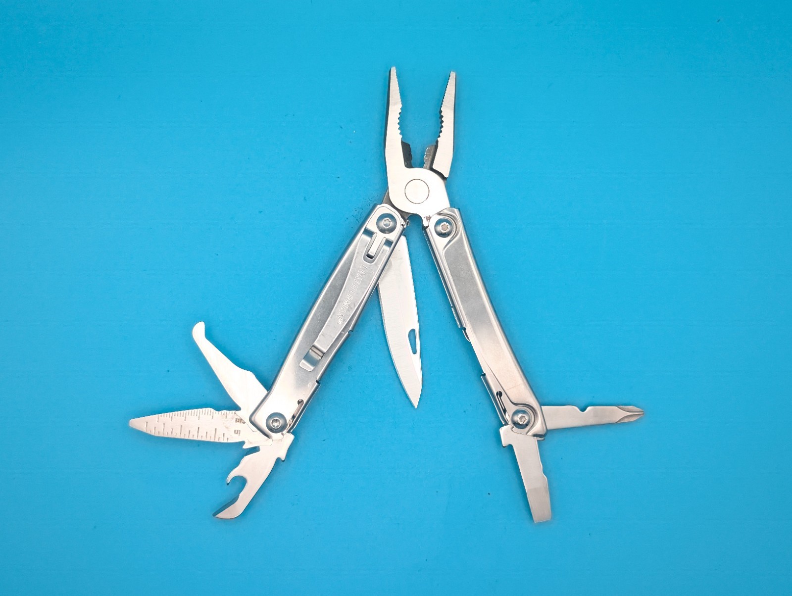 Leatherman Rev 3.8" Multi-Tool, Stainless!
