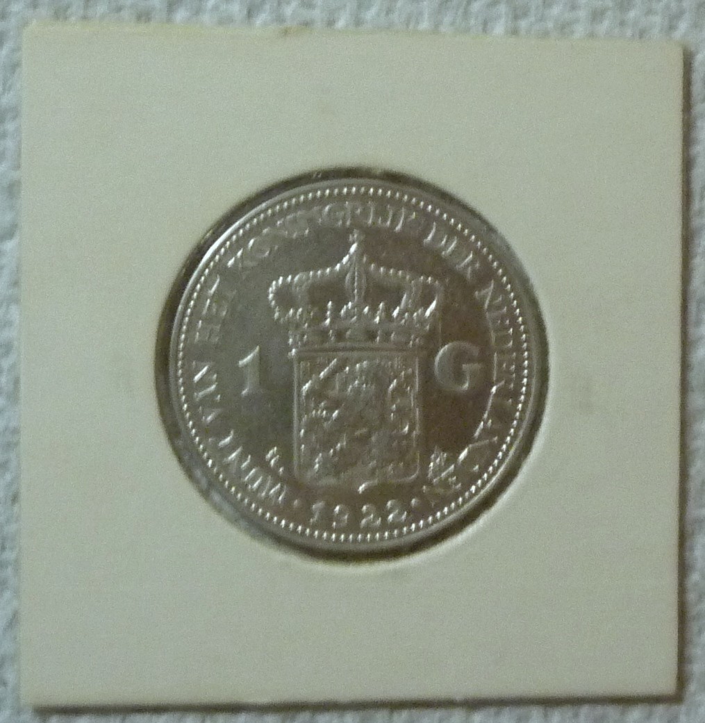 1922 NETHERLANDS - 1 GULDEN - WILHELMINA I - .945 SILVER - HIGH GRADE - KM# 161