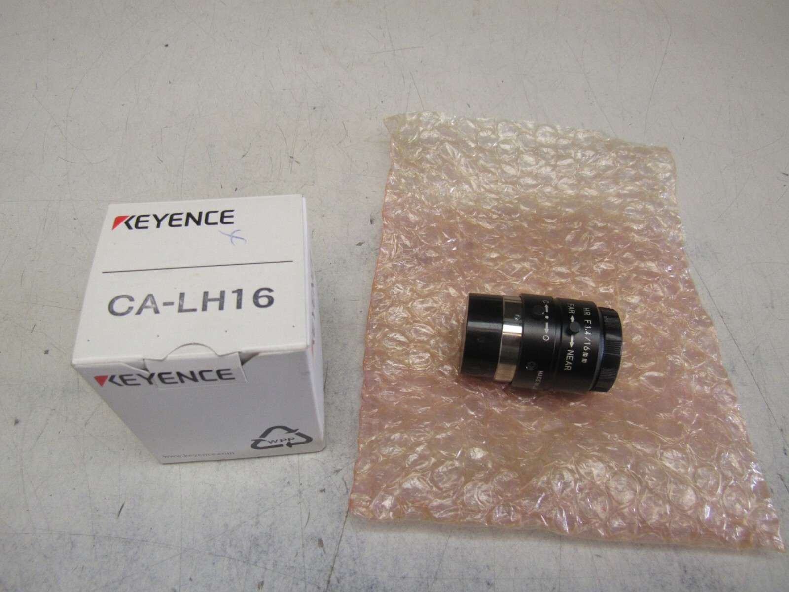 KEYENCE CA-LH16 HIGH RESOLUTION LOW DISTORTION LENS 16MM NEW IN THE BOX M/OFFER