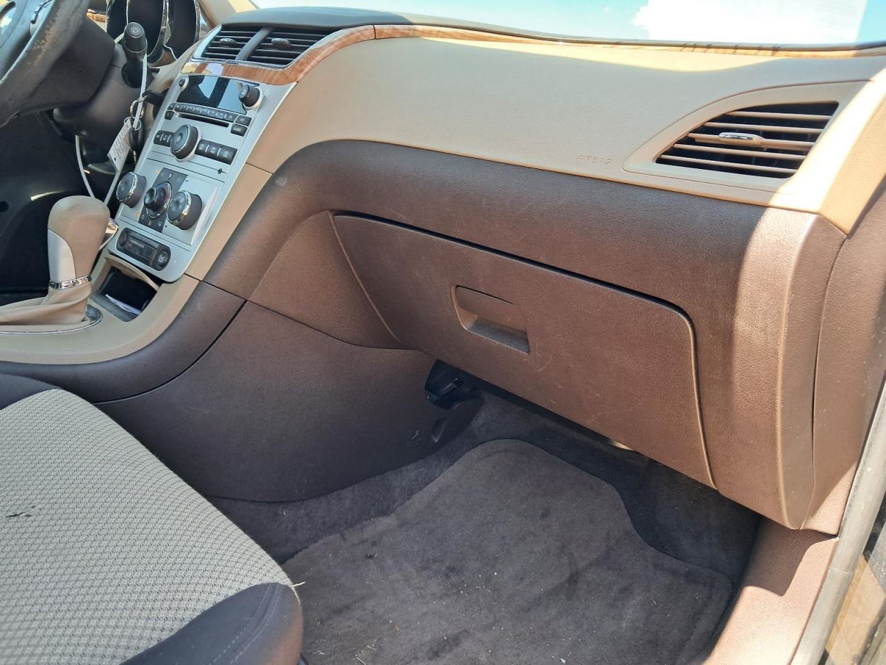 MALIBU    2011 Glove Box 5022771