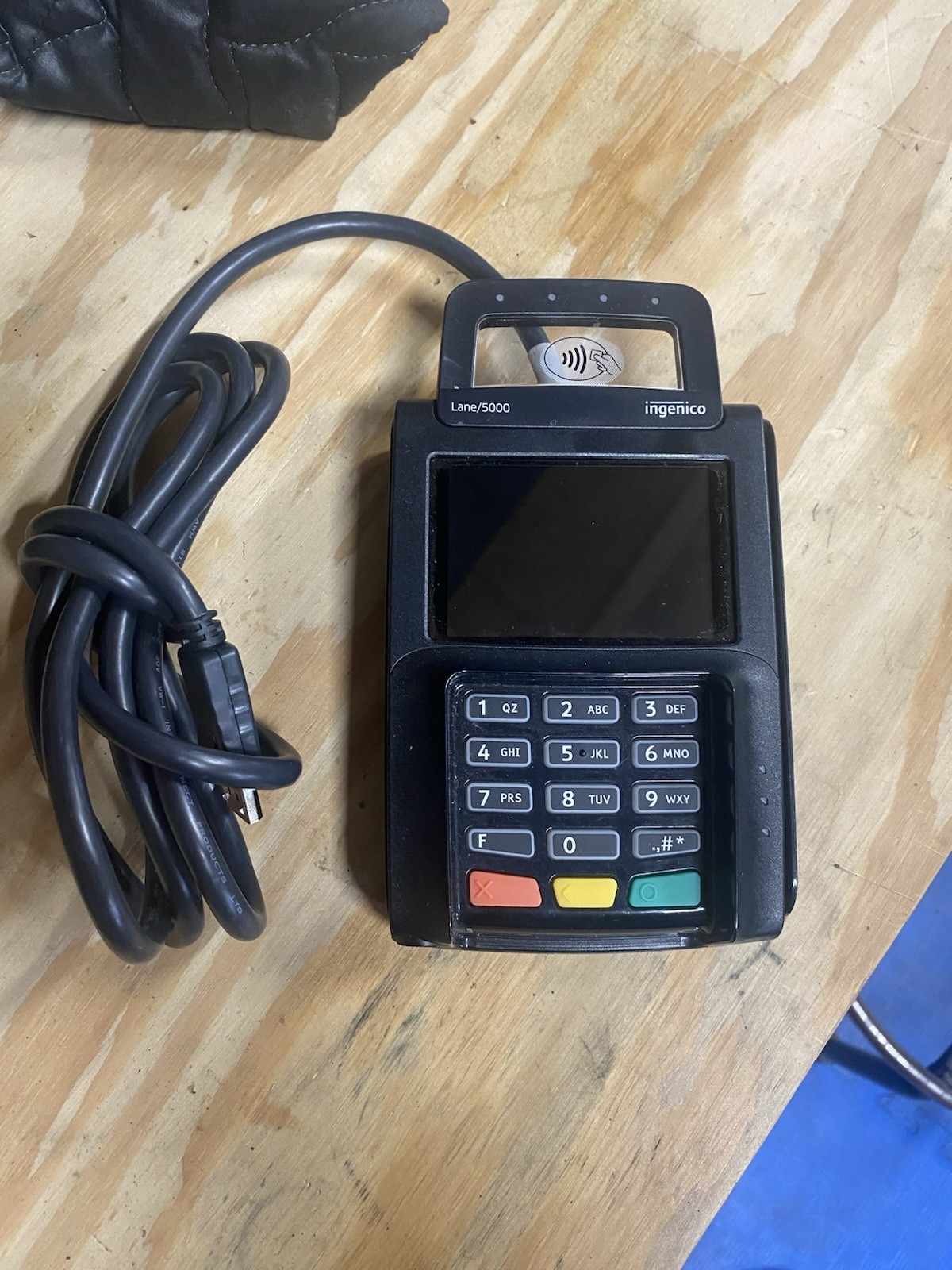 IngeniCo Lane/5000 Credit/Debit Card PinPad Terminal - No Stylus