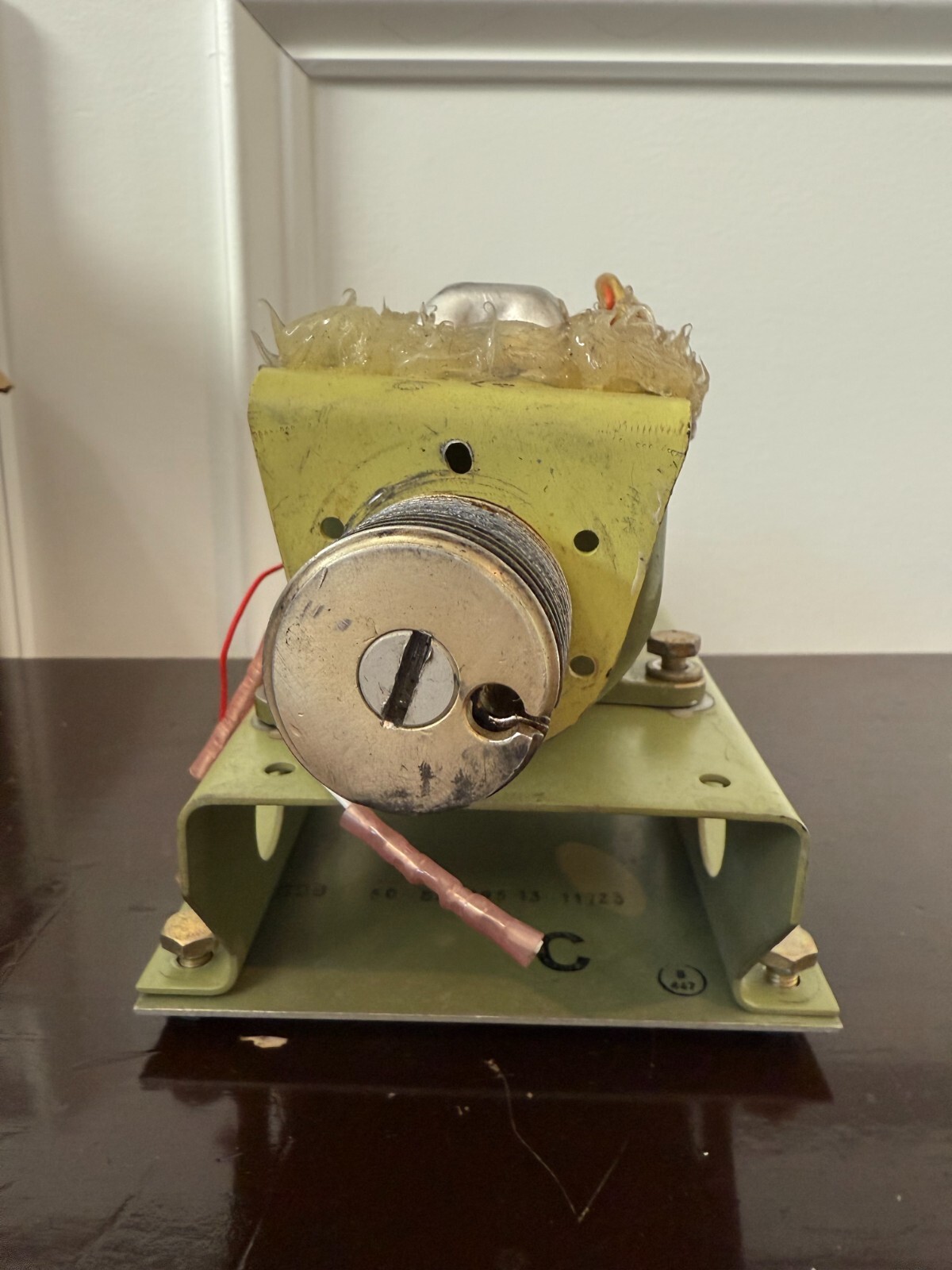 Beech Aircraft UNK ACTUATOR ASSEMBLY P/N 33-524023-6077