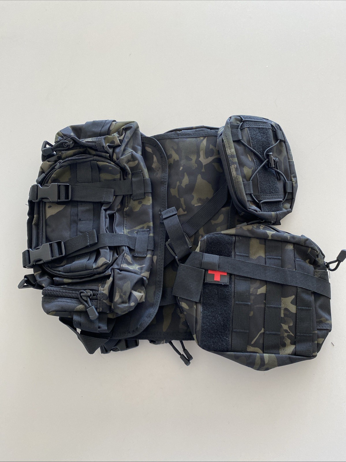 Unbranded Chest Pack with Quick Release, Adjustable Lightweight Vest