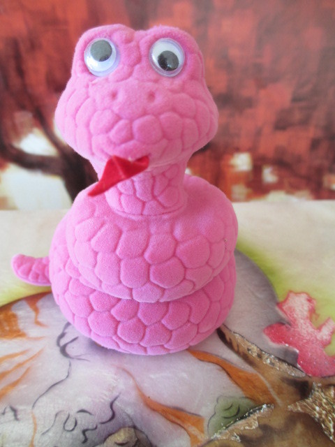 SNAKE ~FELT TRINKET BOX & MATCHING NECKLACE