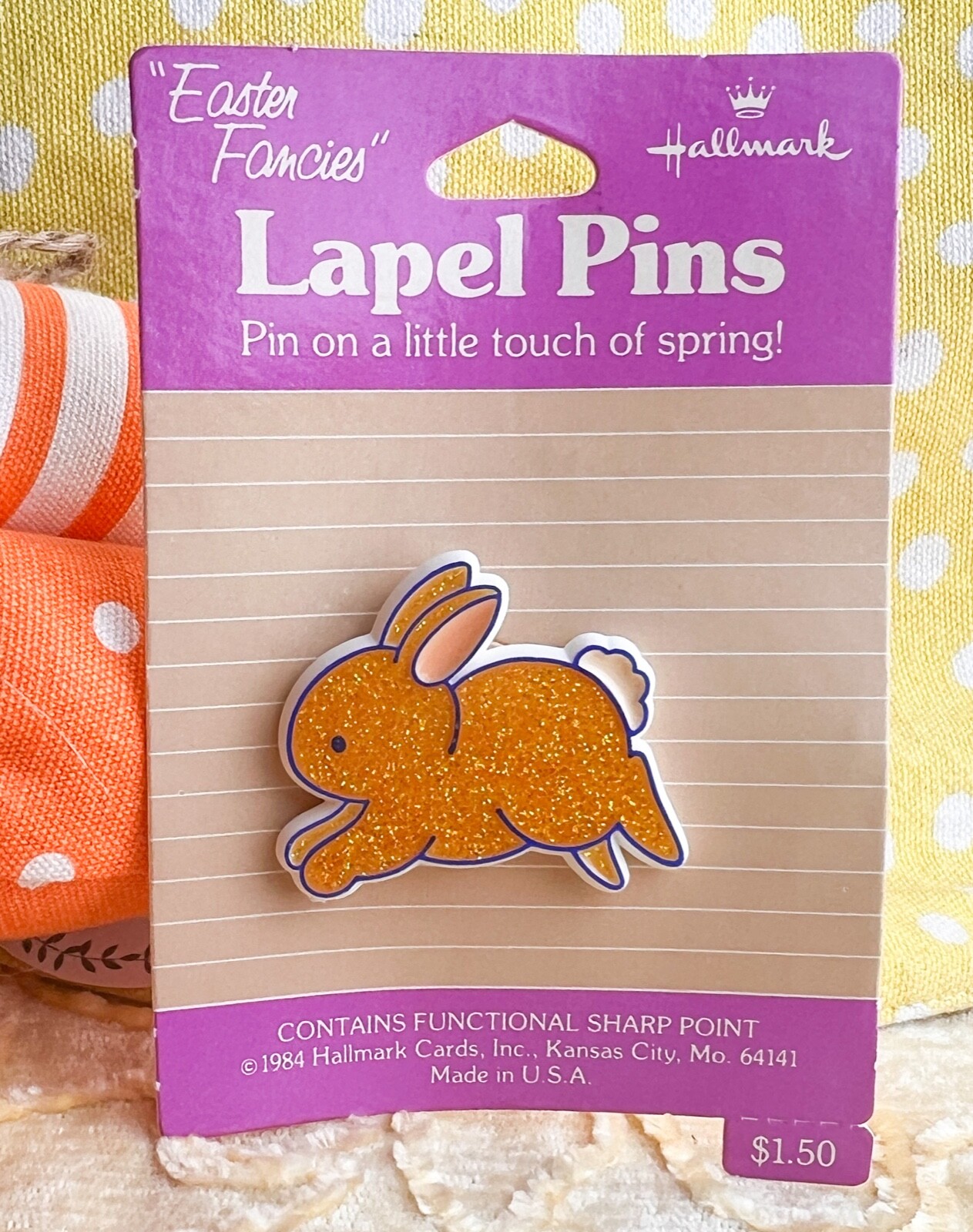 Vintage HALLMARK Easter Bunny Rabbit SPARKLY GLITTERY Plastic Lapel Pin Brooch