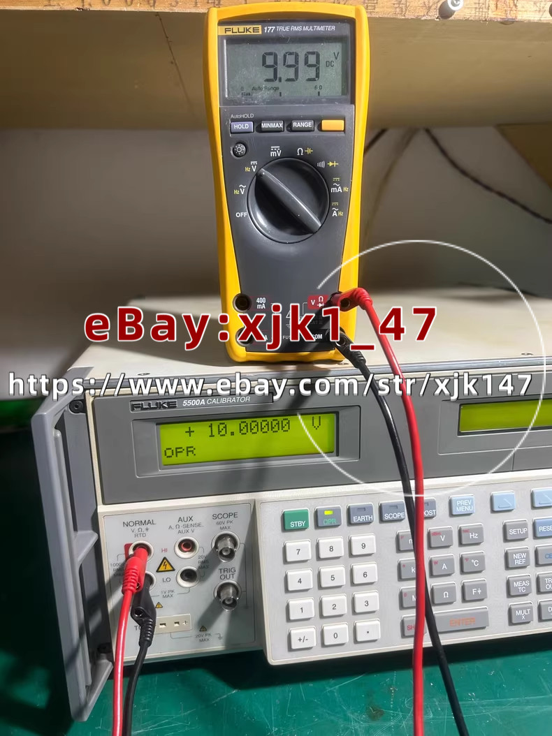 Fluke 5500A Multi-Function Calibrator Fluke 5500A at stock/xjk
