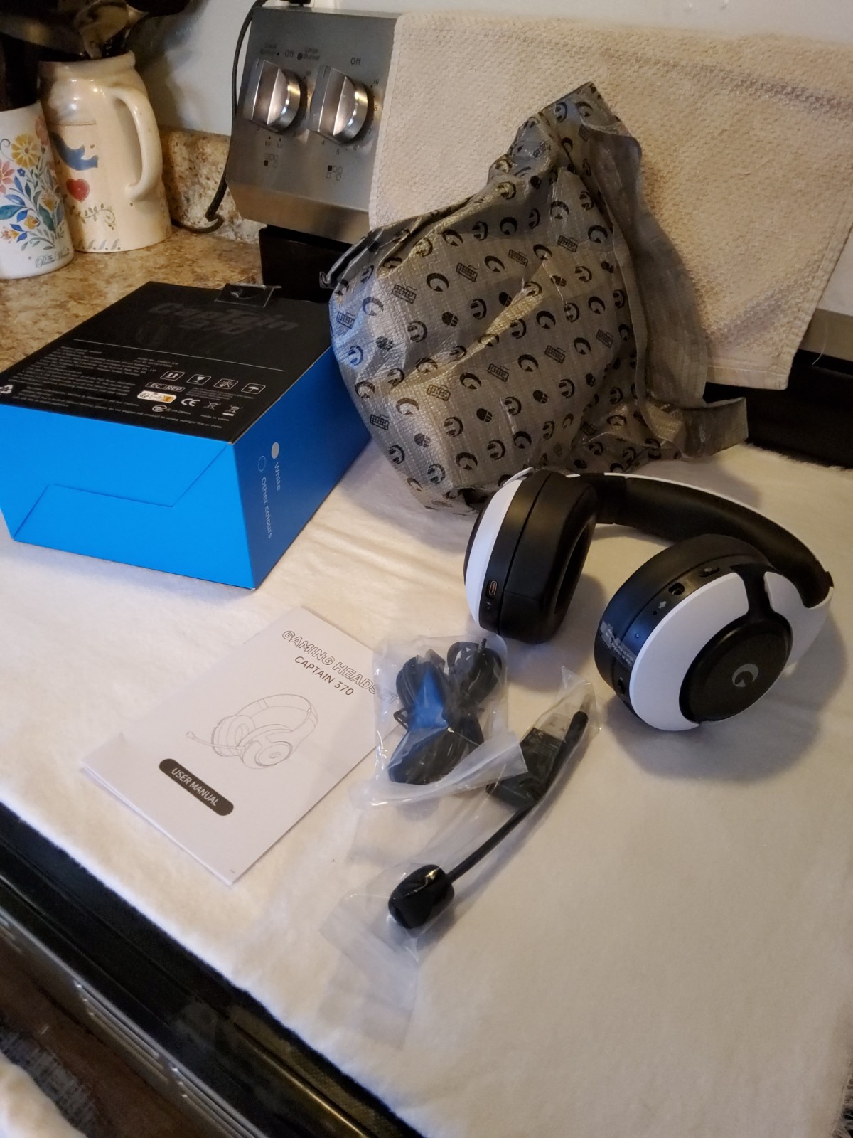 Captain 370 Gaming Headset New In Box Never Used