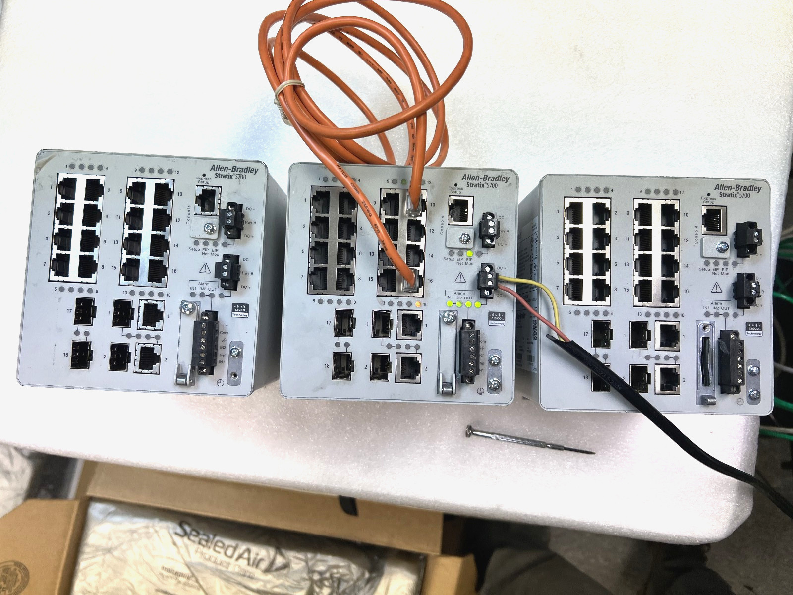 ALLEN BRADLEY 1783-BMS20CGL =CISCO IOS STRATIX 5700 INDUSTRIAL DLR SWITCH=TESTED