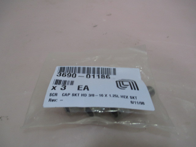 3 AMAT 3690-01186, SCR CAP SKT HD 3/8-16x1.25L Hex SKT. 417123