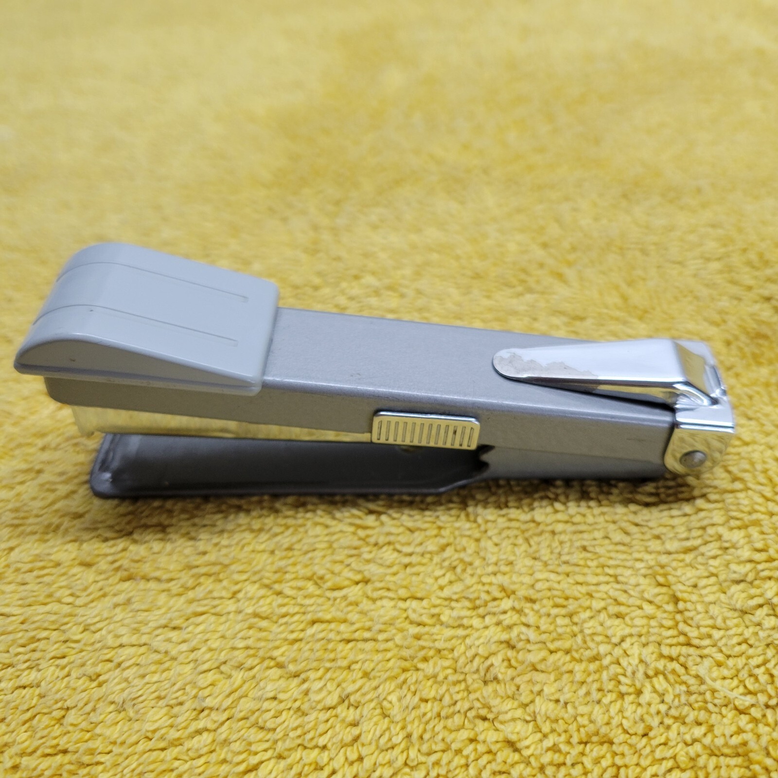 Vintage Bostitch Portable Stapler Model B8  With Integrated Stapler Remover