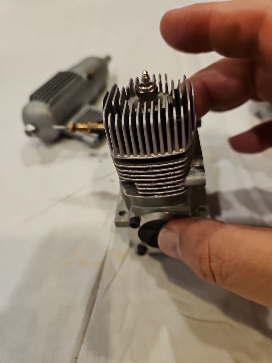 Supertigre 45R/c Model Airplane Engine With Extra Parts