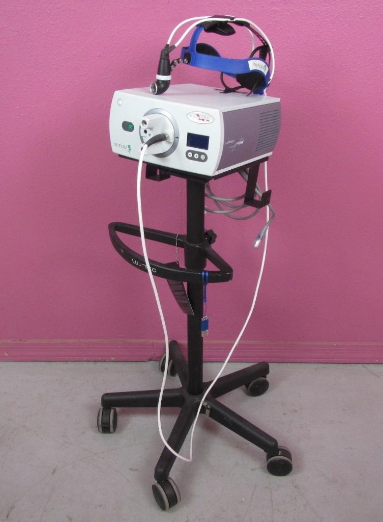 Integra Luxtec MLX 300W Surgical Headlight Ultralite Pro Headlamp Stand- 529 Hrs