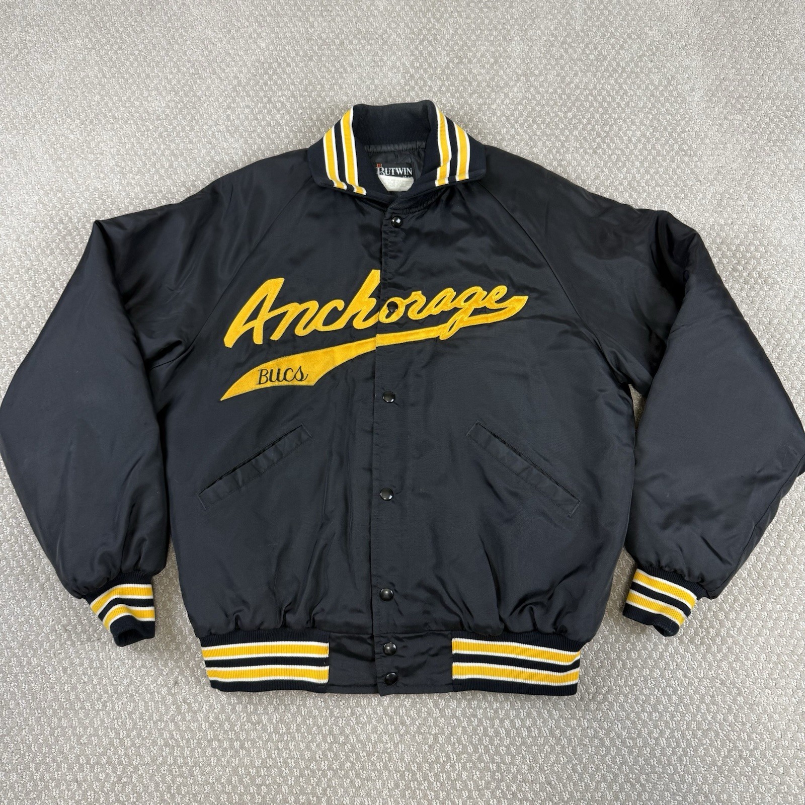 Vtg Anchorage Bucs Baseball Club Size Large Alaska Minors Bomber USA College