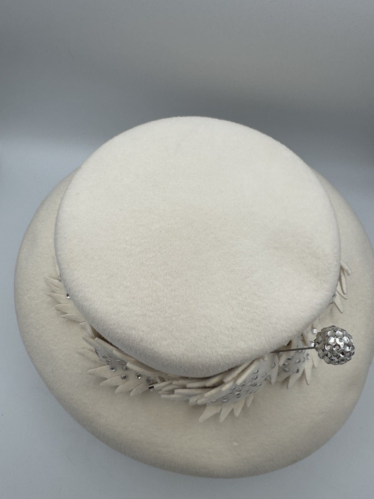 Women Meril Felt Rhinestone Hat Church Derby Wedding Leaves Hat Pin
