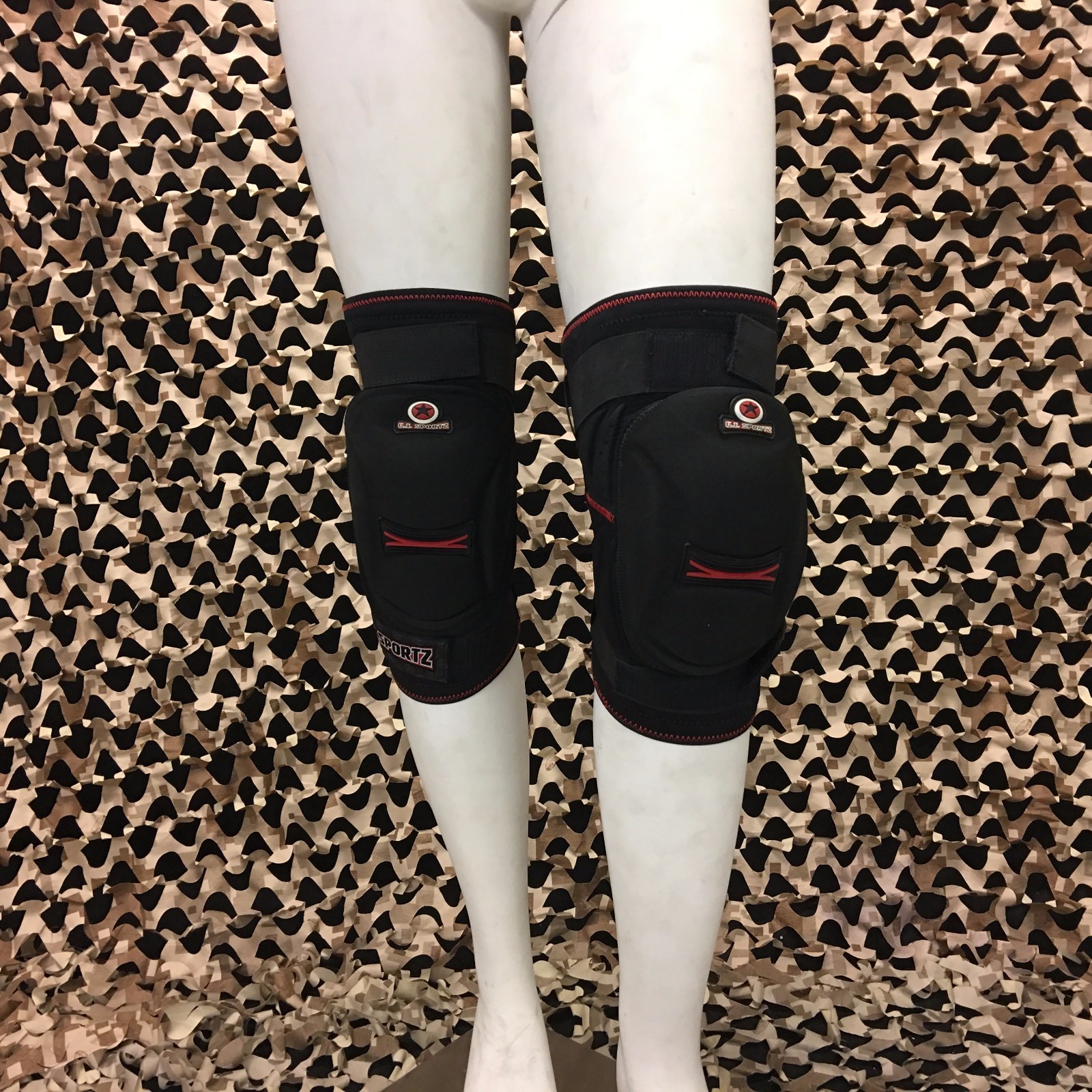NEW GI Sportz GI Paintball Knee Pads - Black/Red - Small/Medium