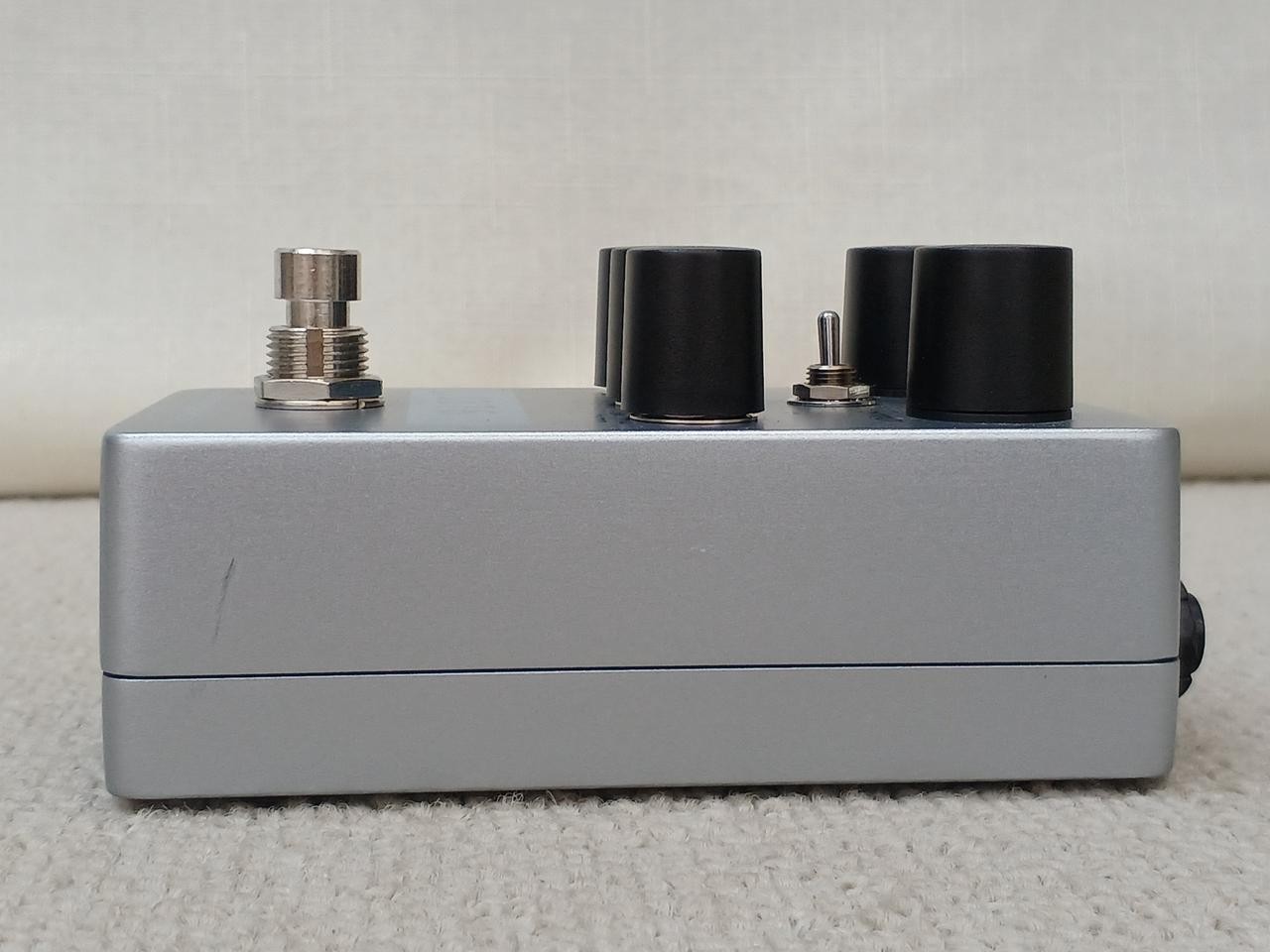 UNIVERSAL AUDIO 1176 UAFX STUDIO COMPRESSOR Effector