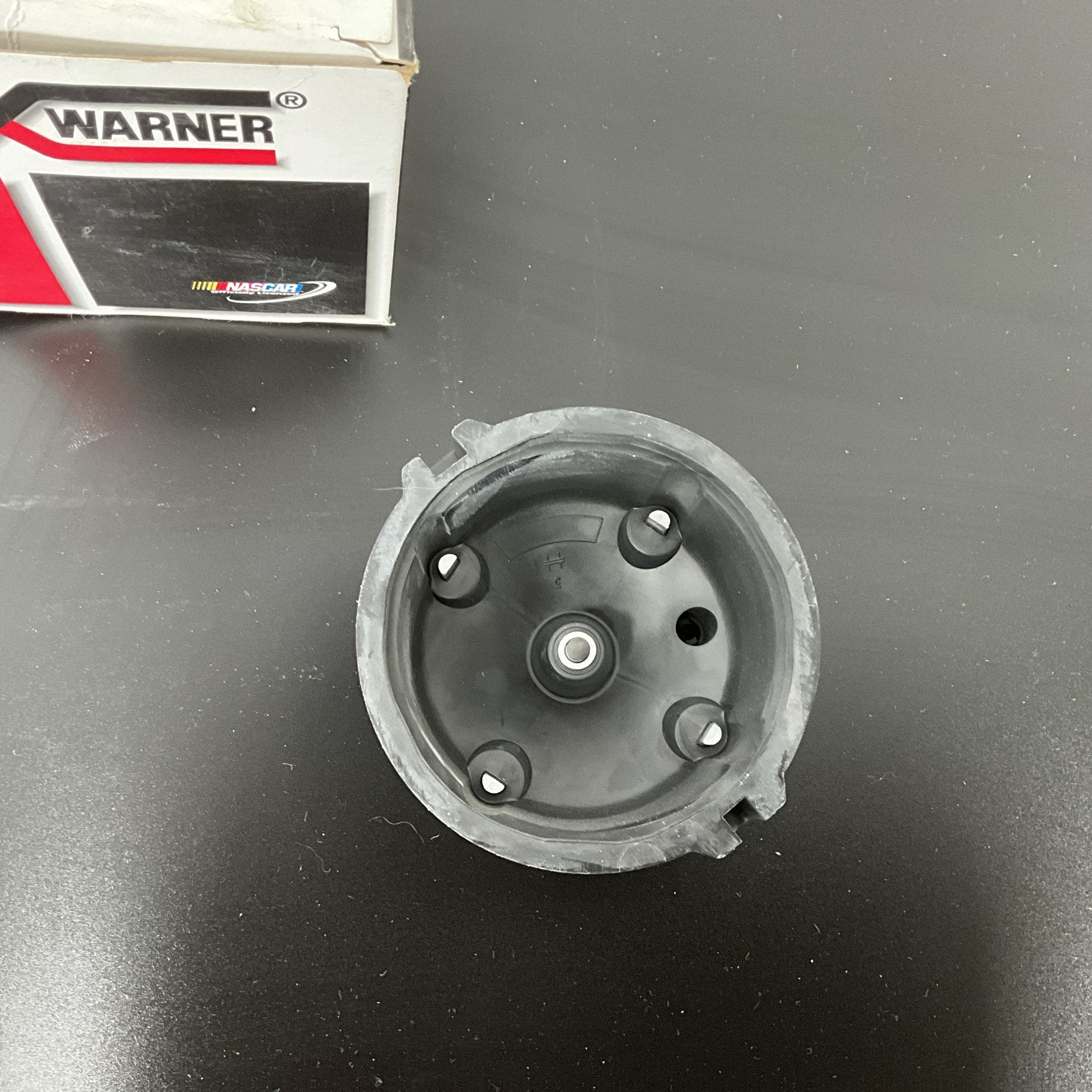 Borg Warner C781 Distributor Cap