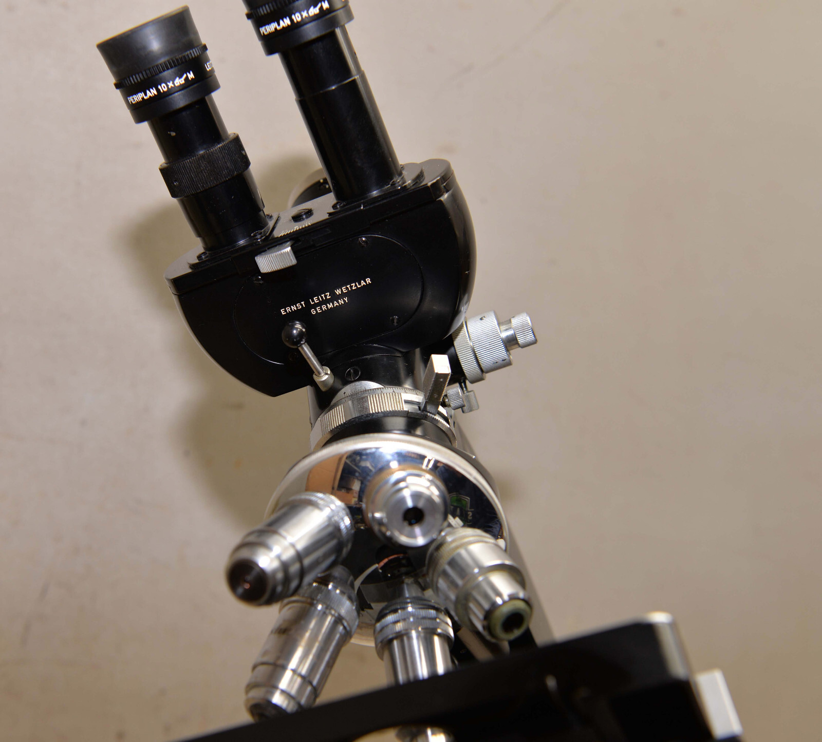 E Leitz Wetzler Binocular compound microscope Germany professional laboratory