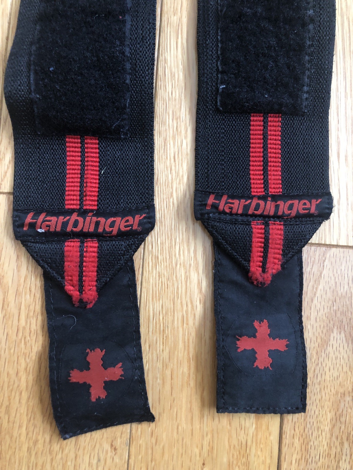 Harbinger Wrist Wraps w/ Thumb Loop Powerlifting Weightlifting Bodybuilding Blk